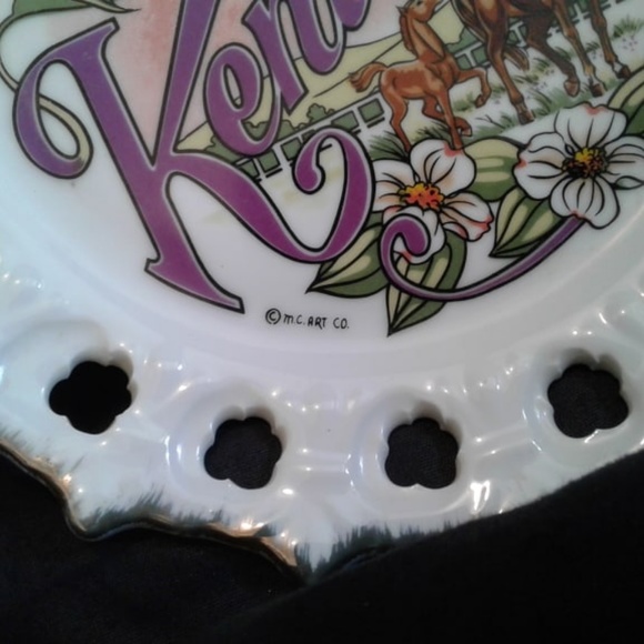 Vintage KENTUCKY Open Lace Porcelain Souvenir Collectible Plate M.C. ART… - Picture 3 of 5
